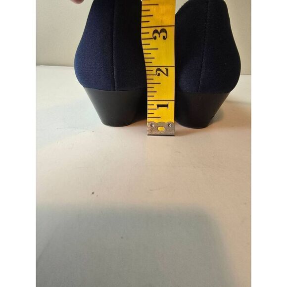 East 5th Grace Slip on Wedge Size 7.5 Navy - Picture 5 of 8